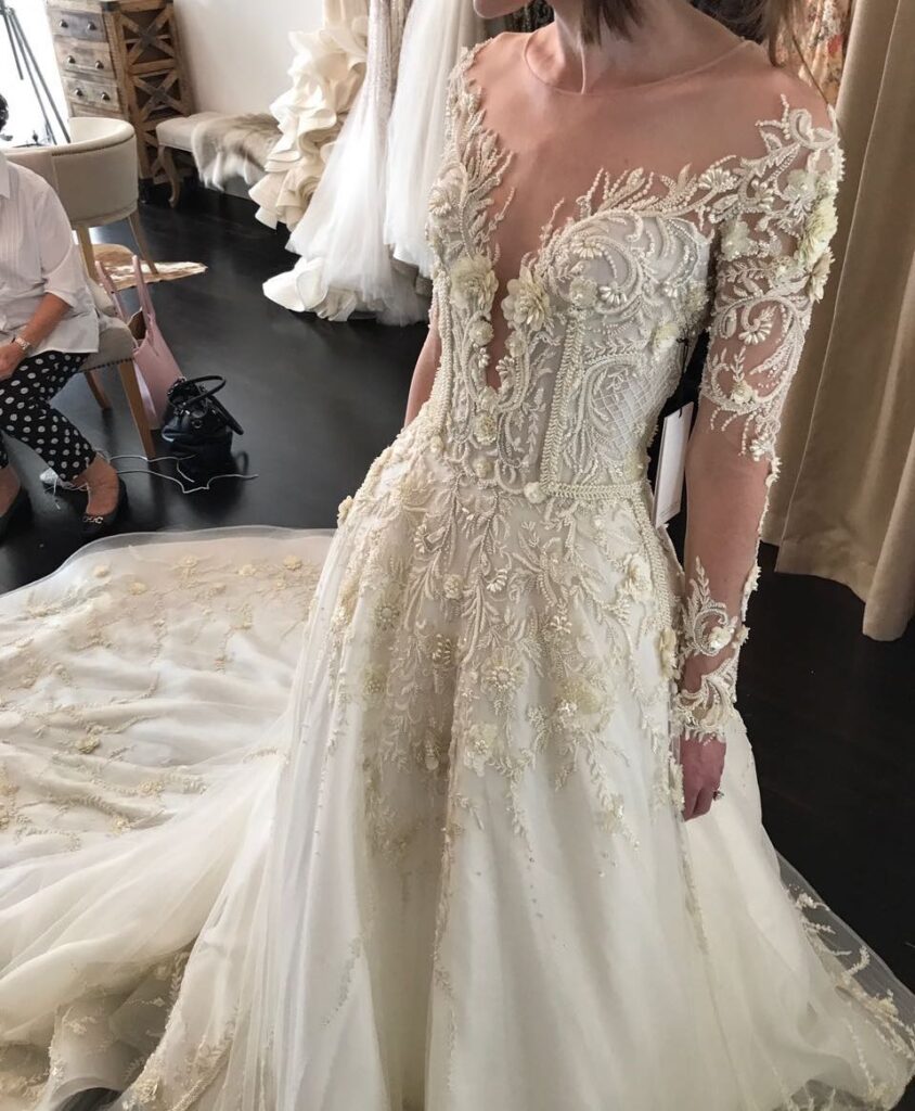 CG399 Floral Embroidery Wedding dress for Pre-wedding photoshoot -  Nirvanafourteen