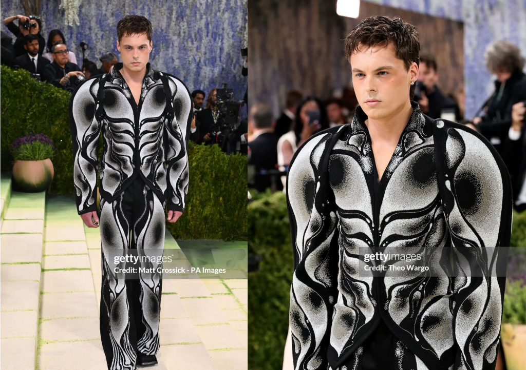 MET Gala 2026. Hand-beaded couture by Ricamour